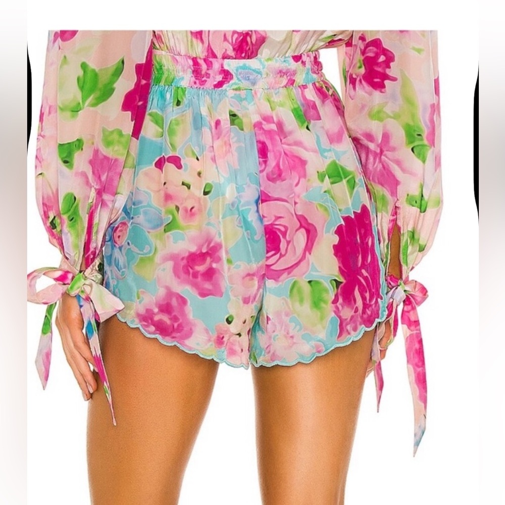 Gorgeous ROCOCO SAND Alora Short! Only worn 1 time & dry cleaned.